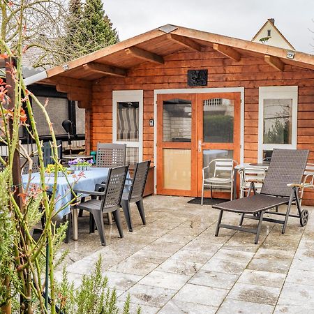Truth Fuer 5 - King Size Betten, Kamin, Garten, Xxl Couch, Smart-Tv دورتموند المظهر الخارجي الصورة